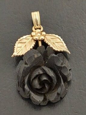 Vintage VAN DELL Black Oak Rose Pendant Necklace 12k Gold filled
